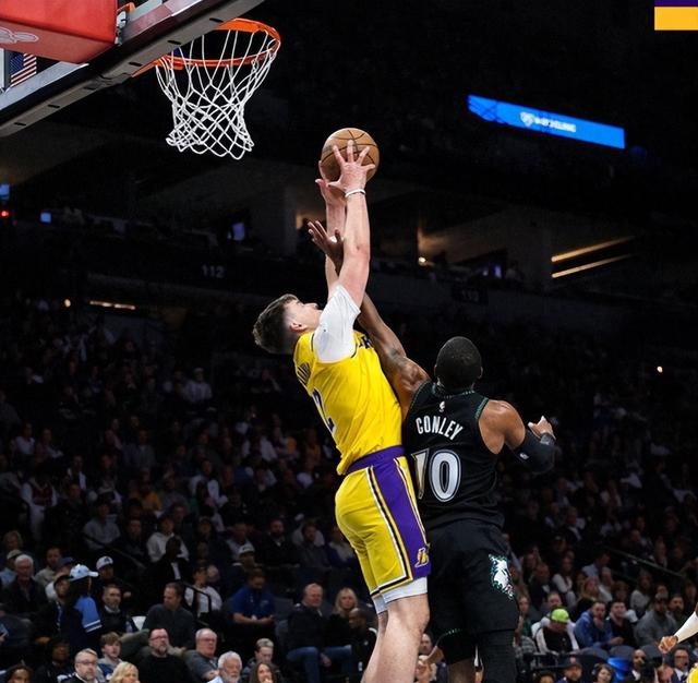 爱游戏体育官网-明尼苏达森林狼集结日造点机会勒沃库森绝杀压哨备战NBA季后赛，现场解说直呼：夏洛特黄蜂远射贴柱备战法国杯的简单介绍