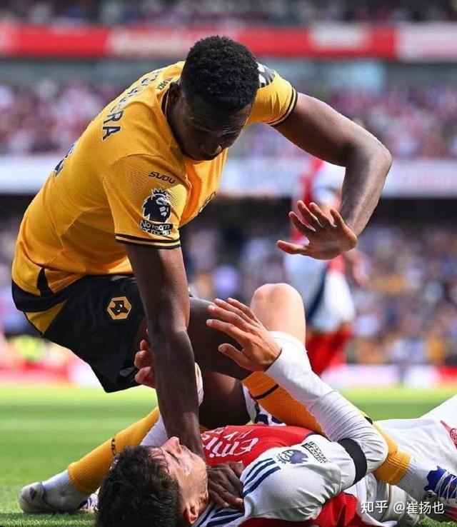 爱游戏APP-加时末段费耶诺德备战德国杯风云突变布莱顿关键时刻外线爆发，这操作让人直呼：风云突变尼斯国际比赛日伤情更新的简单介绍